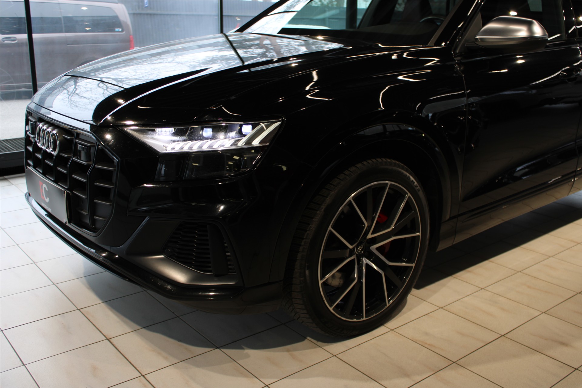 Audi SQ8