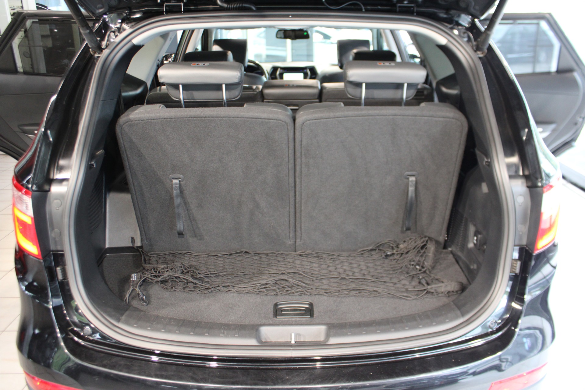 Hyundai Grand Santa Fe