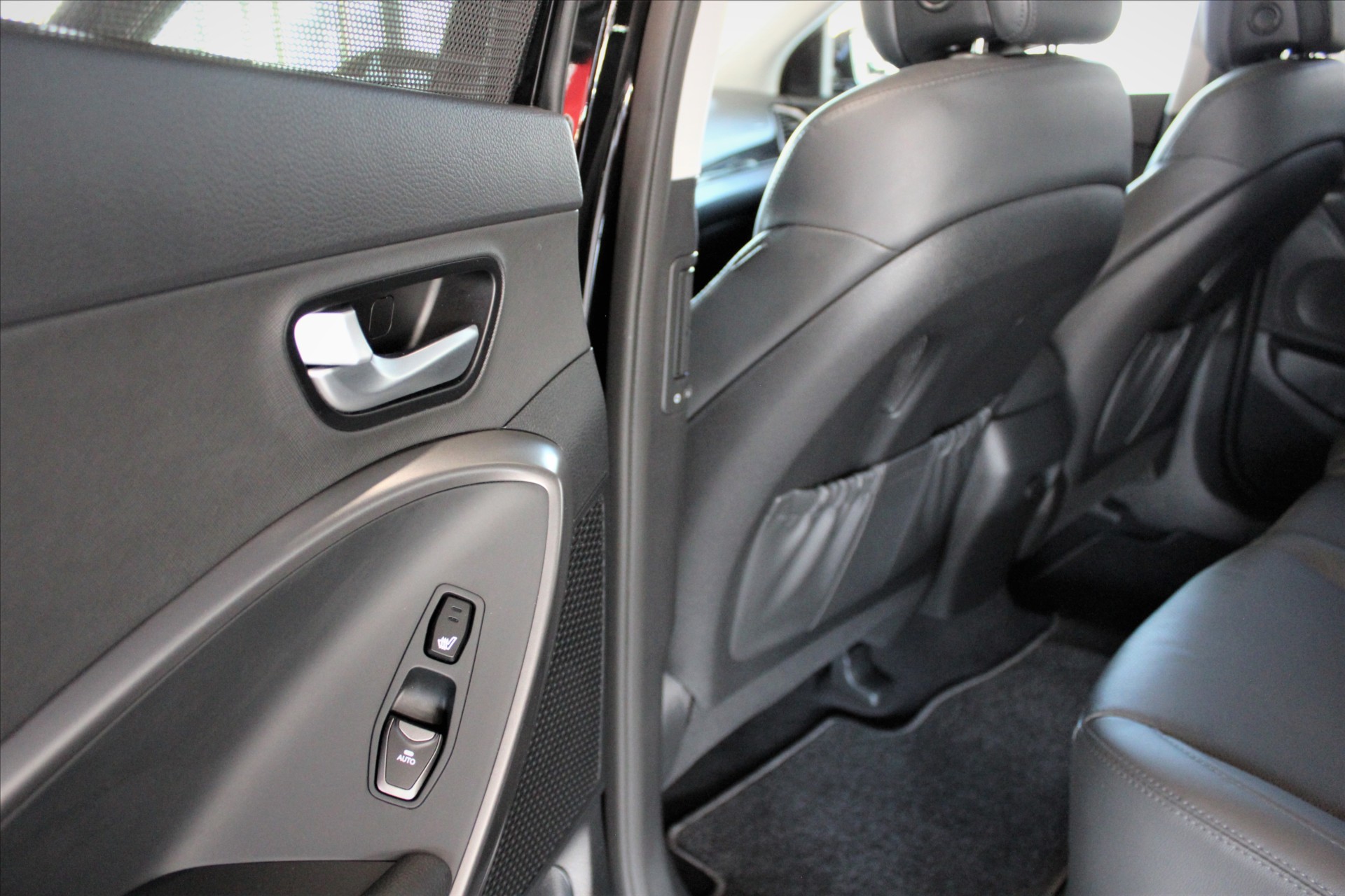Hyundai Grand Santa Fe