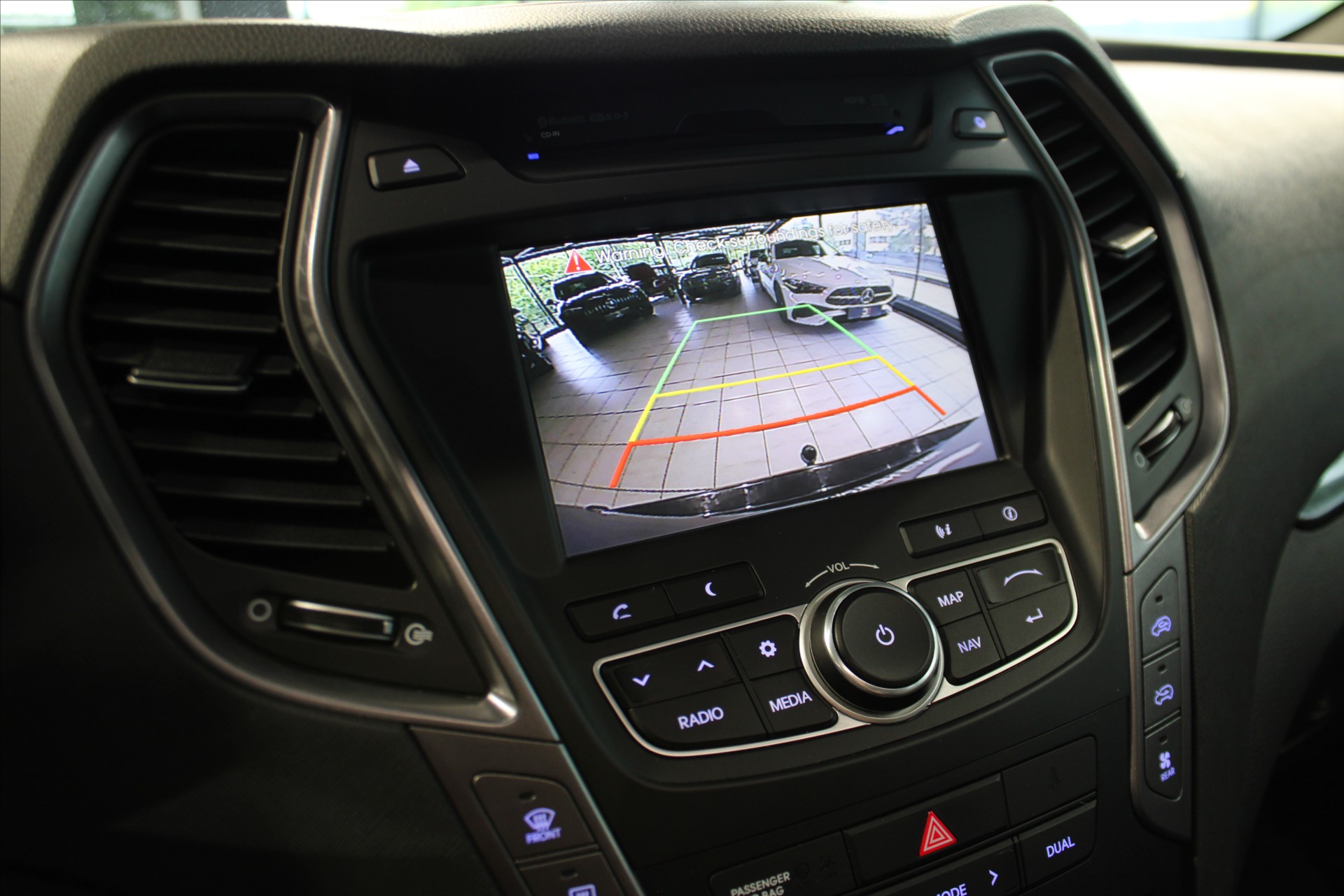 Hyundai Grand Santa Fe