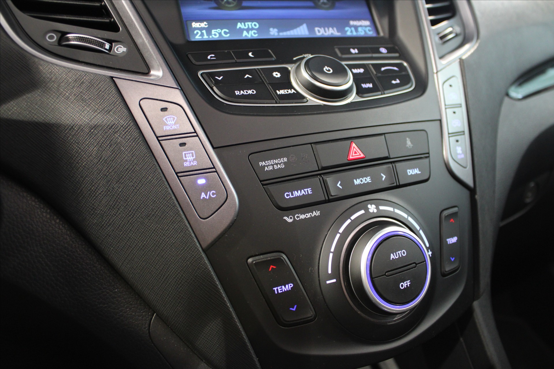 Hyundai Grand Santa Fe
