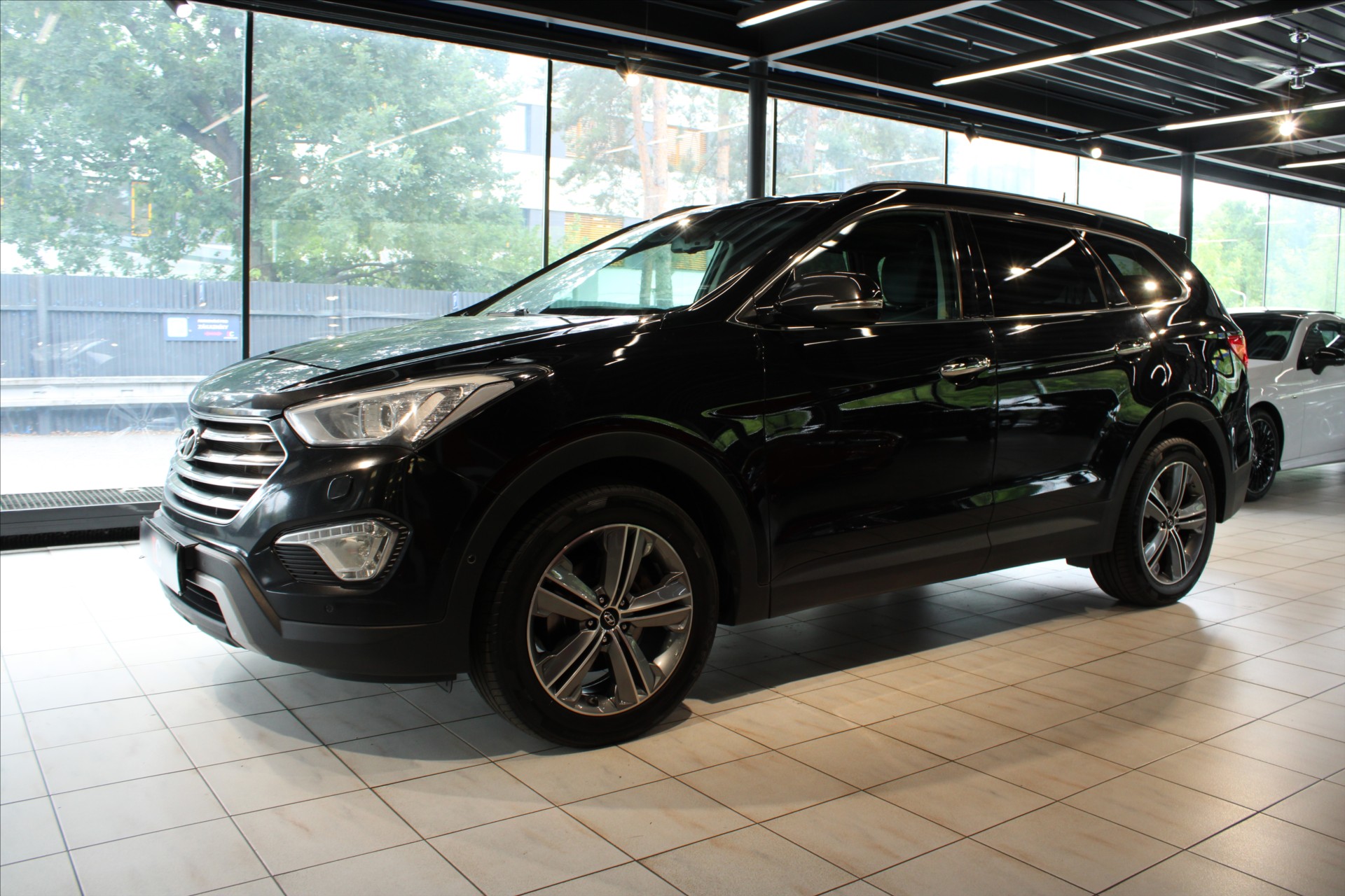 Hyundai Grand Santa Fe